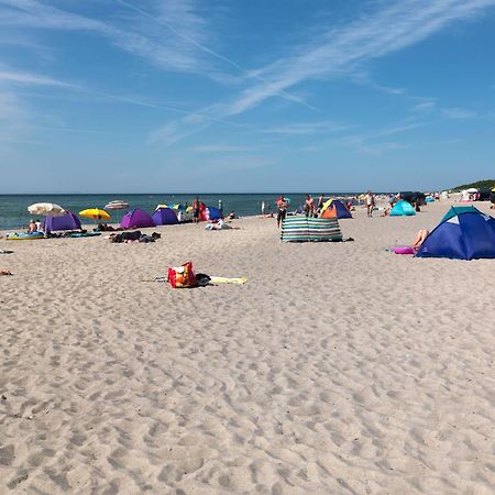 Ferienwohnungen Am Lotsenstieg Abendrot Insula Poel Exterior foto